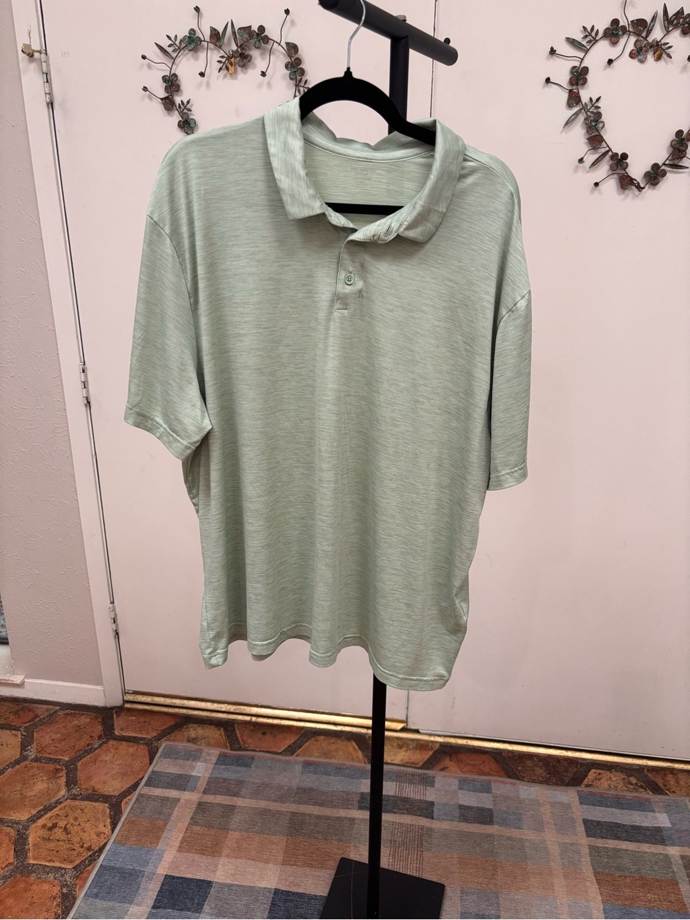 Old Navy Men's Light Green Polo Shirt